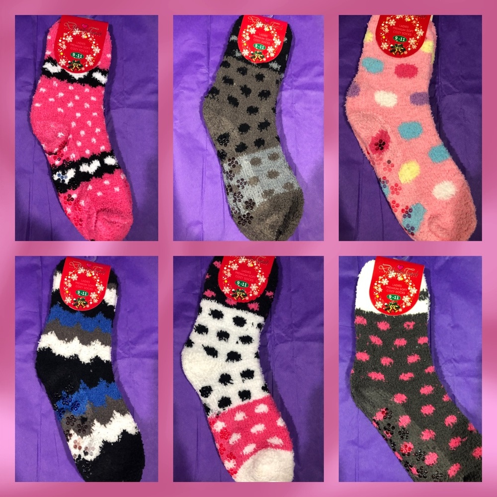 Different Touch Cozy Socks